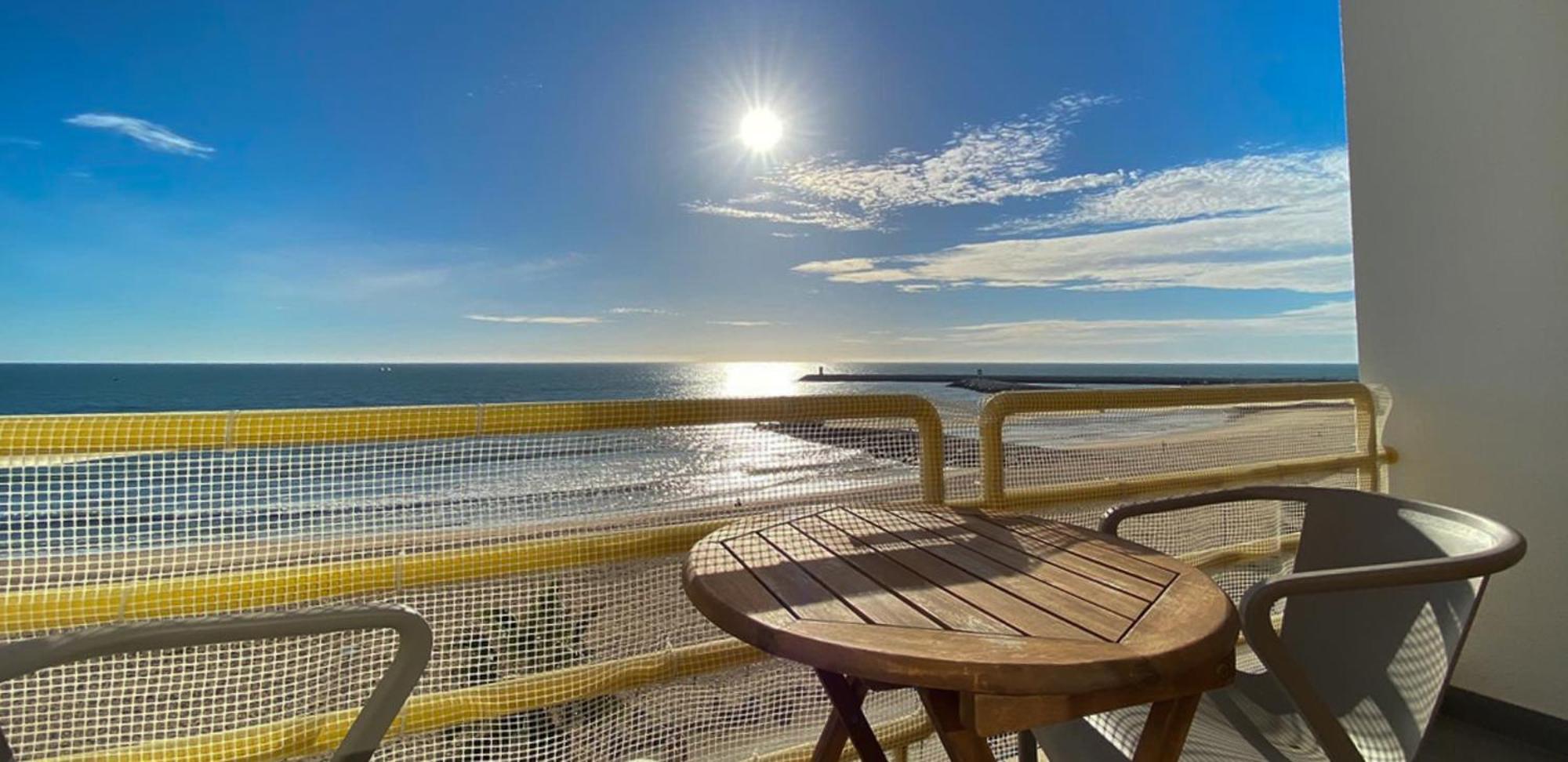 Quarteira Frente Praia II By Homeslow Rentals Exterior photo